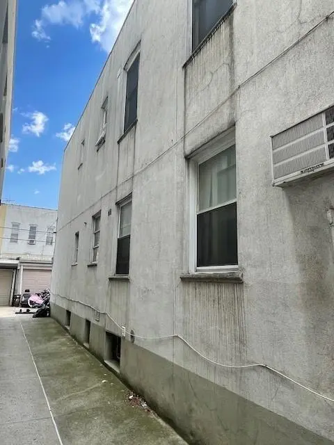 1855 65th ST, Brooklyn, NY 11204