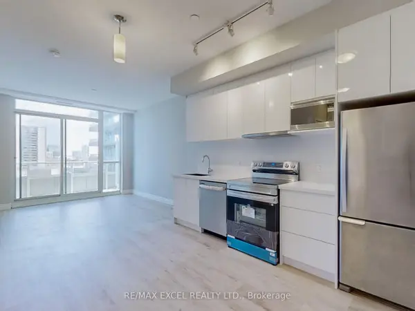 52 FOREST MANOR RD #611, Toronto C15, ON M2J 0E2