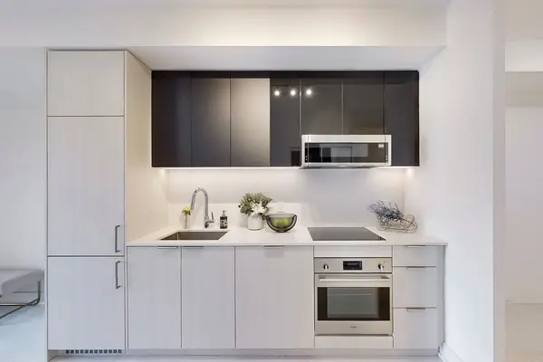 308 Jarvis ST #606, Toronto C08, ON M5B 0E3