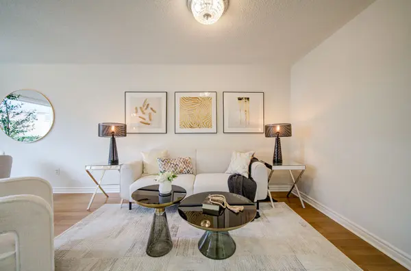 58 Warren Bradley ST, Markham, ON L6C 2W4