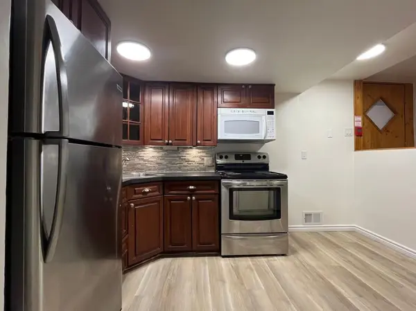 77 King ST #Unit 3, Halton Hills, ON L7G 2G8