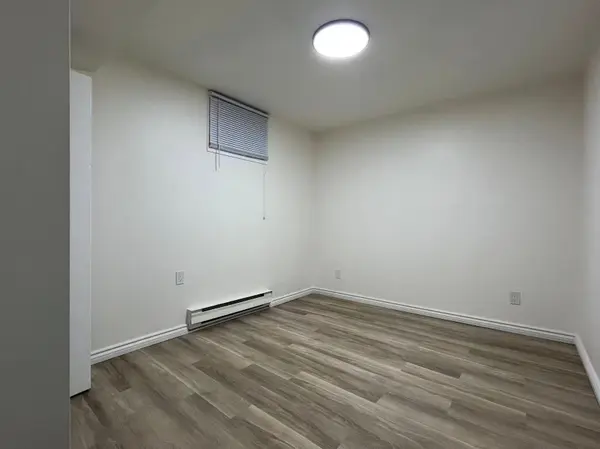 77 King ST #Unit 3, Halton Hills, ON L7G 2G8