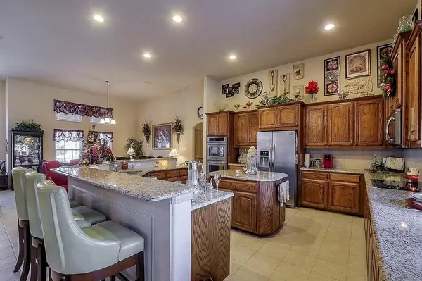 636 Possom Trot Hollow Road, Whitewright, TX 75491