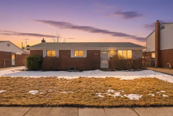 17548 Adolph AVE, Fraser, MI 48026