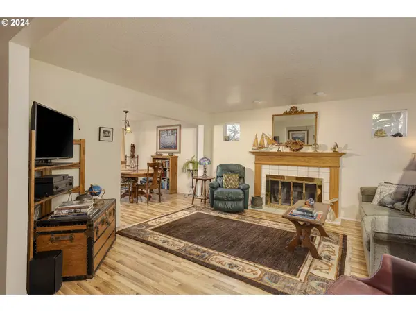 515 SE PALMER LN, Dayton, OR 97114