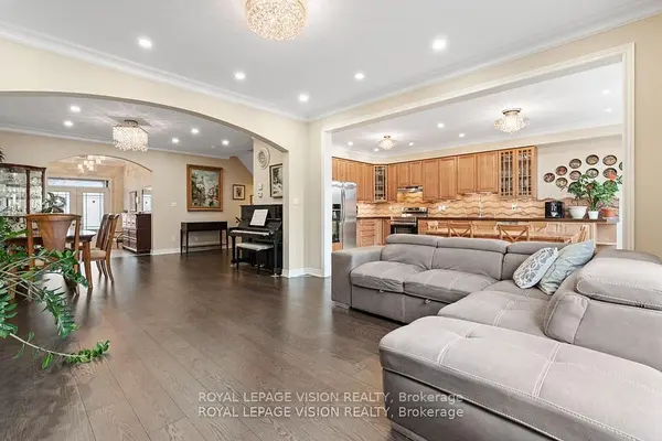 41 Treetops BLVD, New Tecumseth, ON L9R 0M1