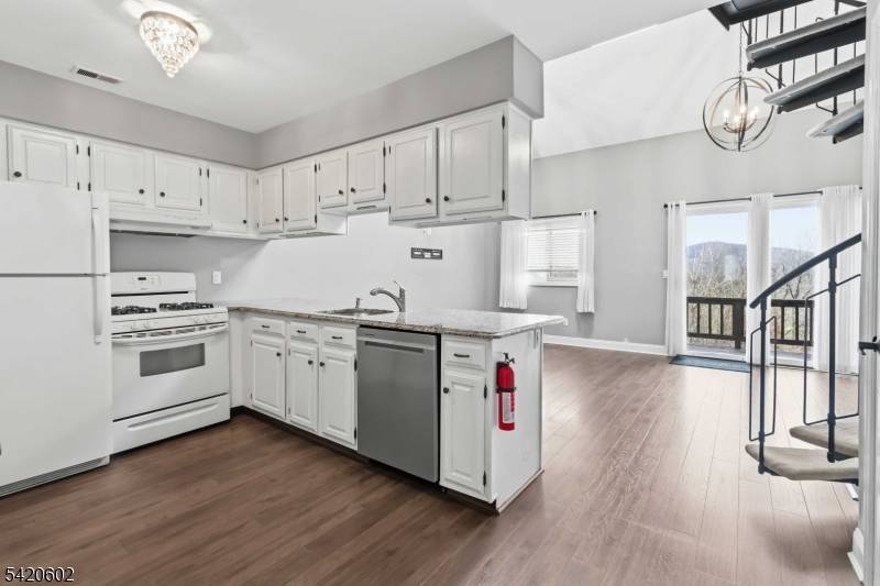 1 Onuma Ct #4, Vernon Twp., NJ 07462