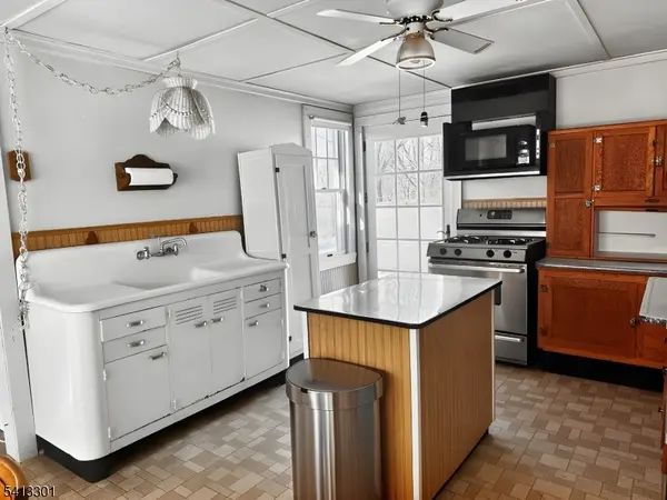 13 Ice Plant Rd, Lafayette Twp., NJ 07848