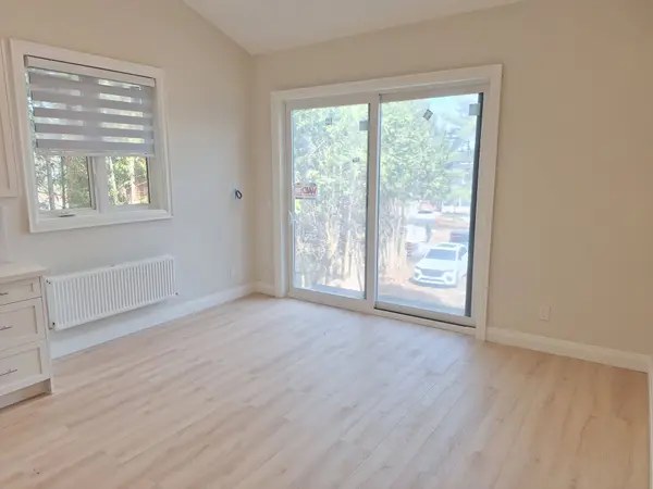 165 Bay ST E #2, Blue Mountains, ON N0H 2P0