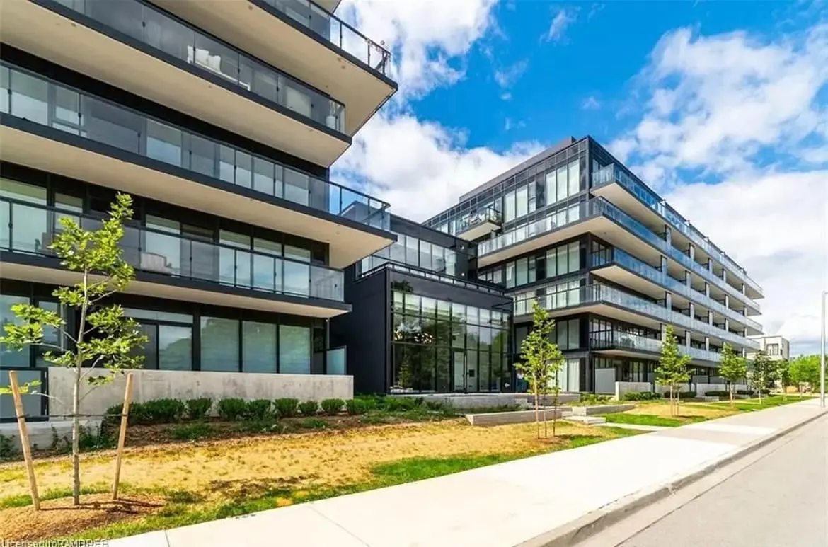 1119 Cooke BLVD ##B120, Burlington, ON L7T 0C7