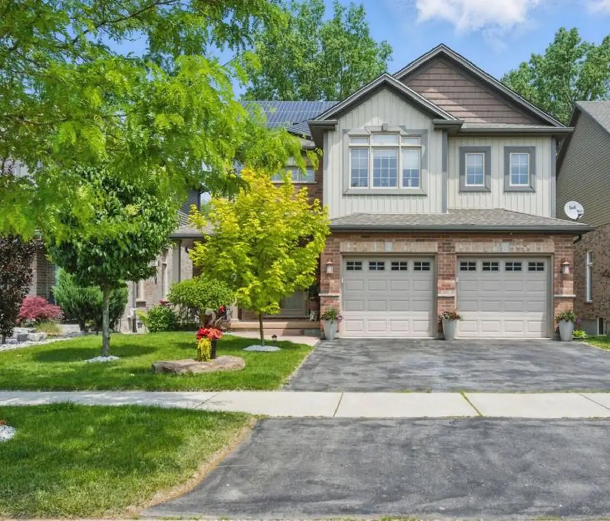 219 Union AVE, Middlesex Centre, ON N0L 1R0