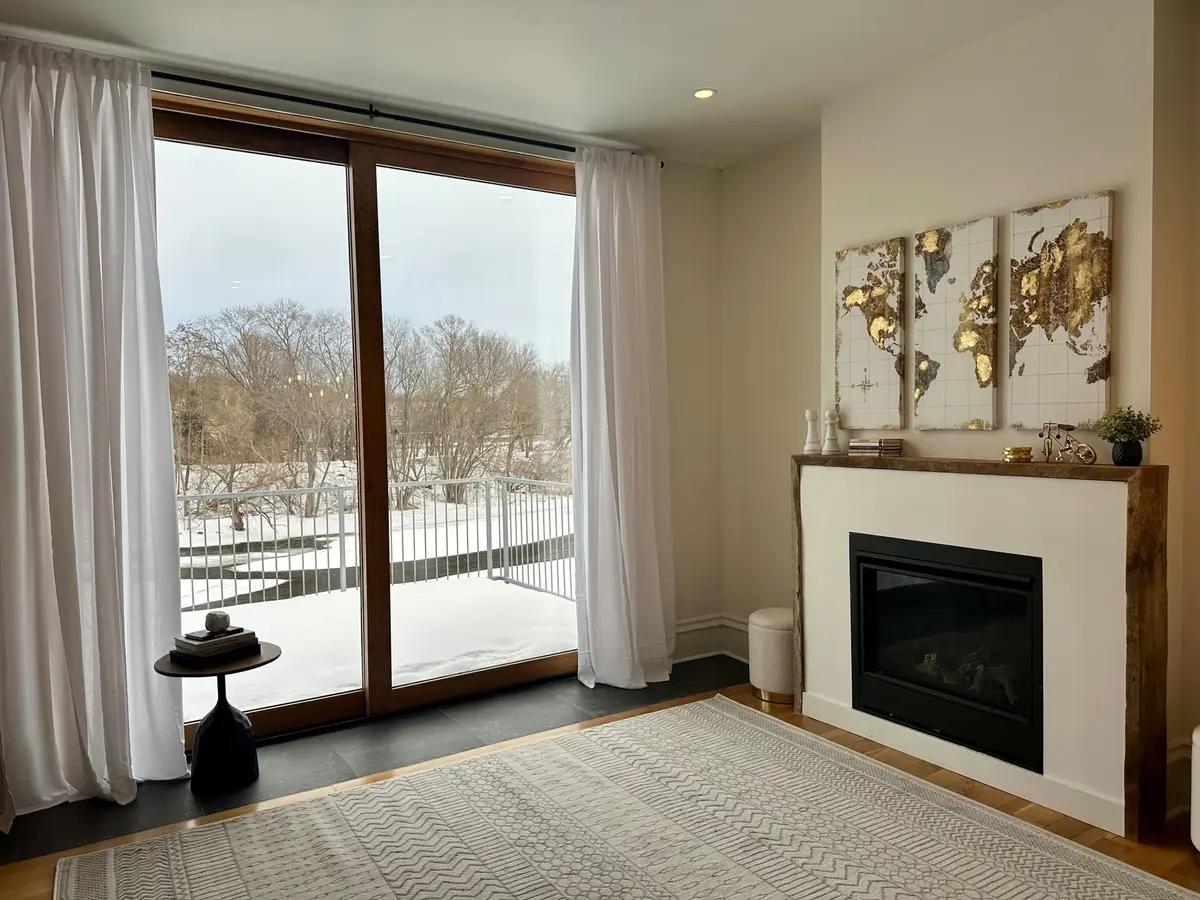 73 Grand River ST N, Brant, ON N3L 2M3