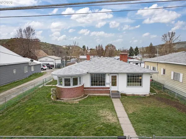1705 VALLEY AVE, Baker City, OR 97814