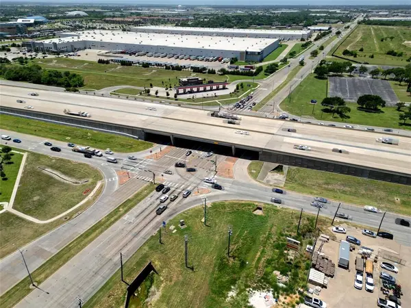 1200 W Pioneer Parkway, Grand Prairie, TX 75051