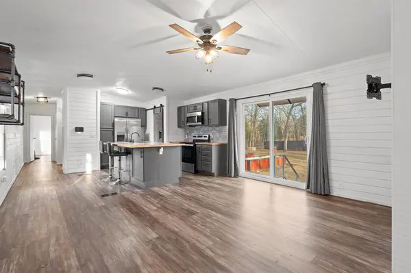 14617 San Jacinto Drive, Log Cabin, TX 75148