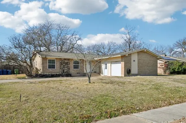 596 Surf Street, Lewisville, TX 75067