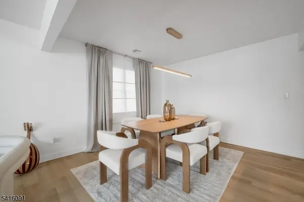 123 Chestnut St, Garfield City, NJ 07026