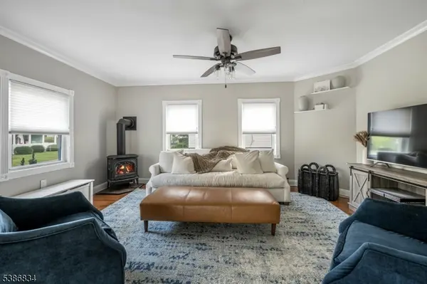 21 Delmar Ave, Morris Twp., NJ 07950