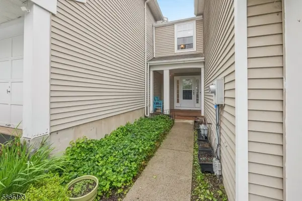 9 Mahogany Way, Randolph Twp., NJ 07869