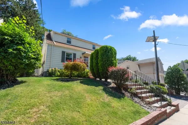 692 Passaic Ave, Kearny Town, NJ 07032