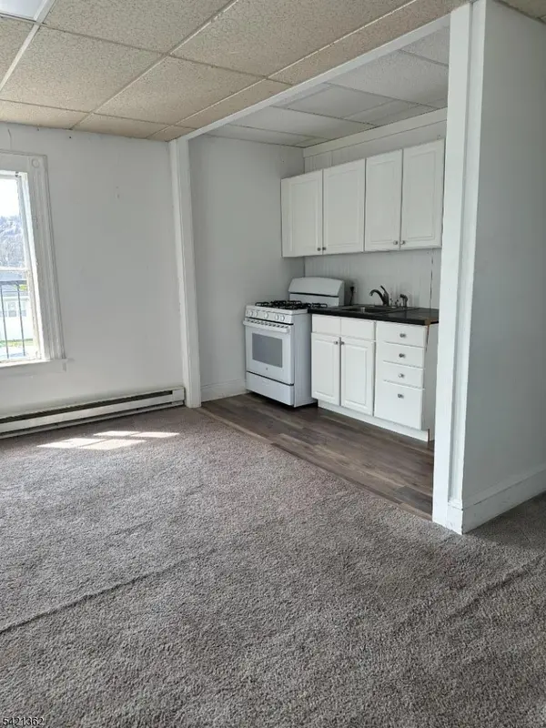 10 Newark Pompton Tpke, Riverdale Boro, NJ 07457