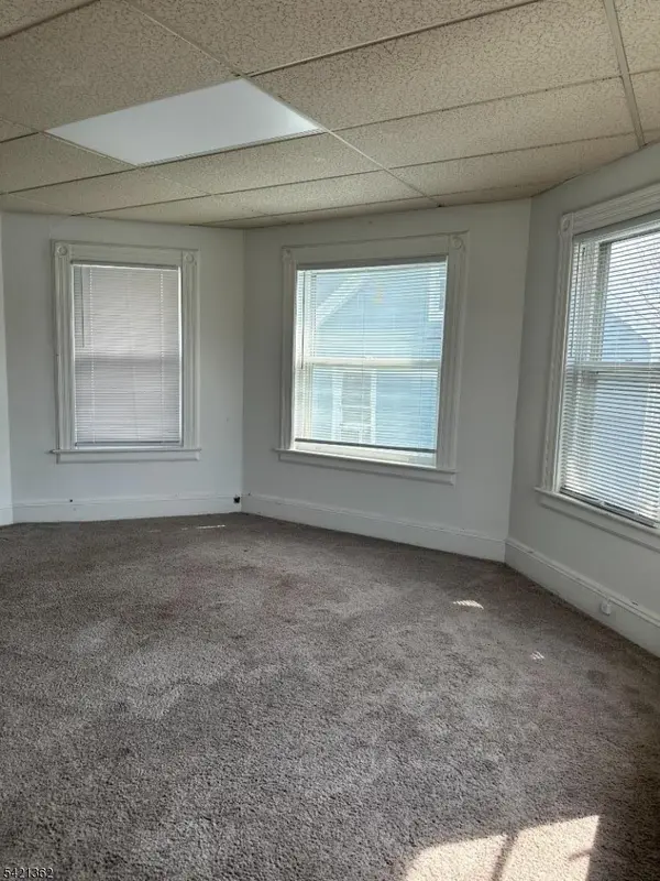 10 Newark Pompton Tpke, Riverdale Boro, NJ 07457