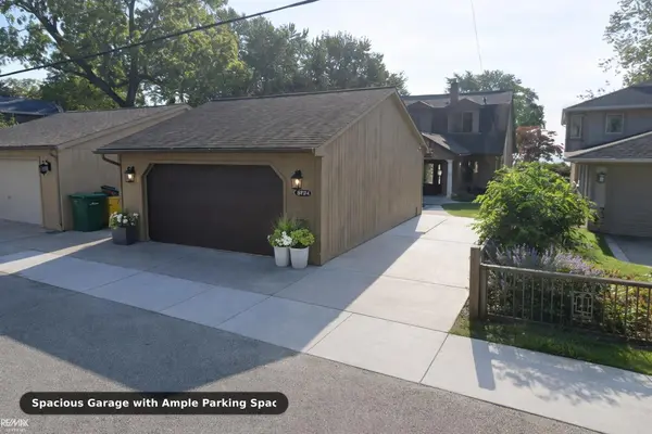 36542 Marquardt DR, New Baltimore, MI 48047