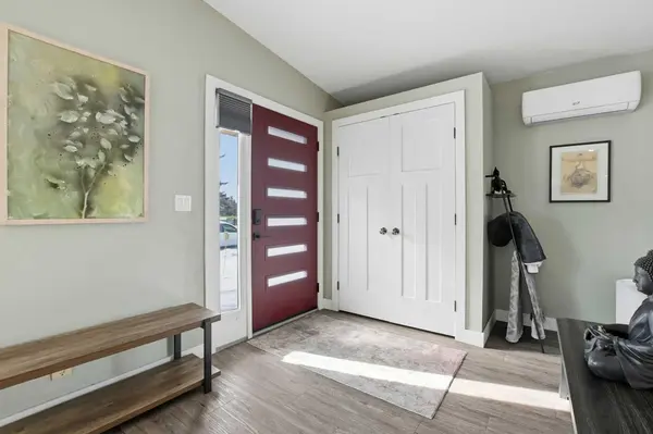 5750 41 Street CRES, Red Deer, AB T4N 1B2