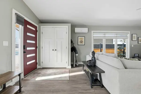 5750 41 Street CRES, Red Deer, AB T4N 1B2