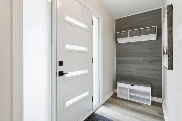 25 Gower RD #main, Halton Hills, ON L7G 1E6