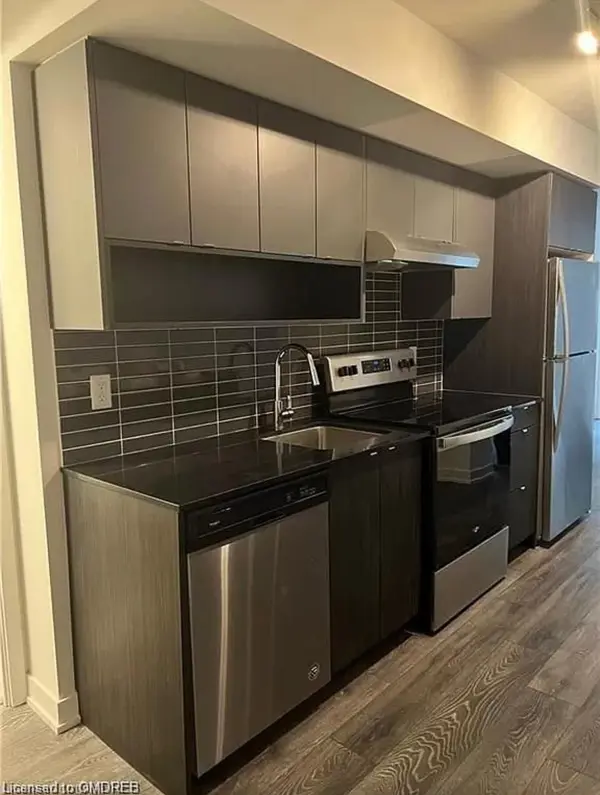 1119 Cooke BLVD ##B120, Burlington, ON L7T 0C7