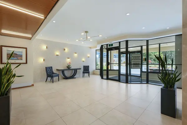 1500 Riverside DR #501, Alta Vista And Area, ON K1G 4J4