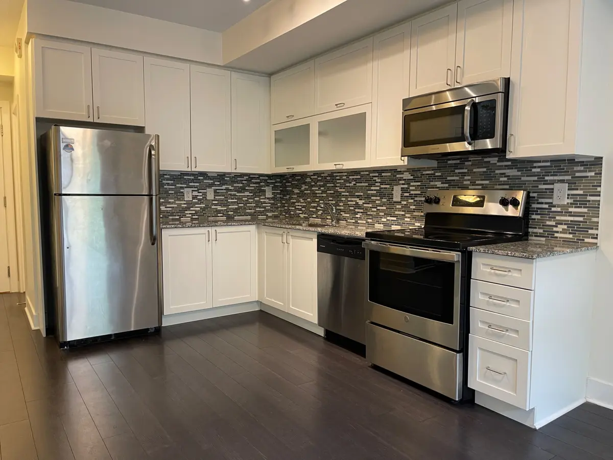 28 Prince Regent ST #240, Markham, ON L6C 0V5