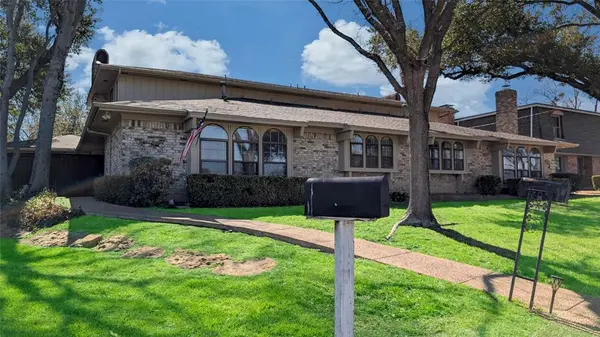 10504 Berry Knoll Drive, Dallas, TX 75230