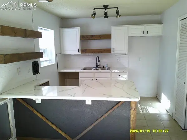 4427 E Eastcrest CIR, Colorado Springs, CO 80916