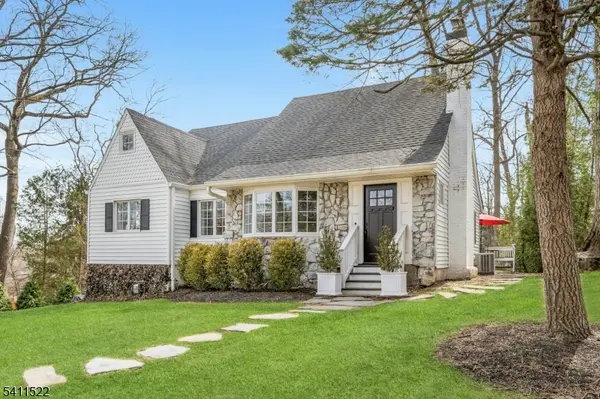 8 Glenwood Rd, Parsippany-troy Hills Twp., NJ 07834