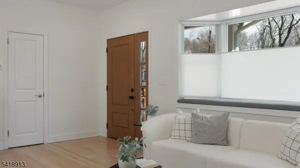 58 Oxbow Dr, New Providence Boro, NJ 07974