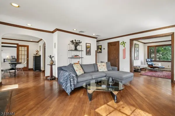 9 Dogwood Rd, West Orange Twp., NJ 07052