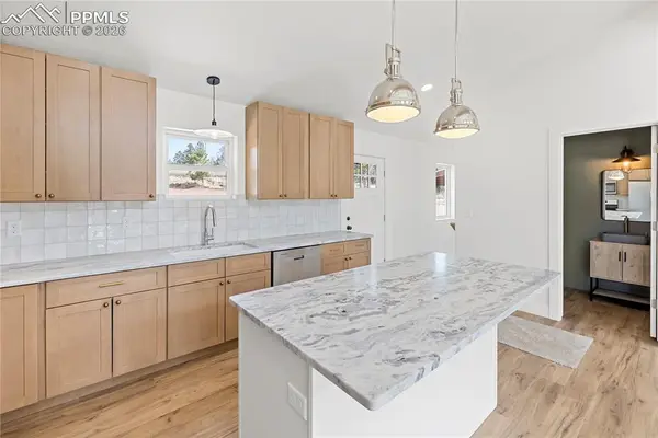 1328 N Mountain Estates RD, Florissant, CO 80816