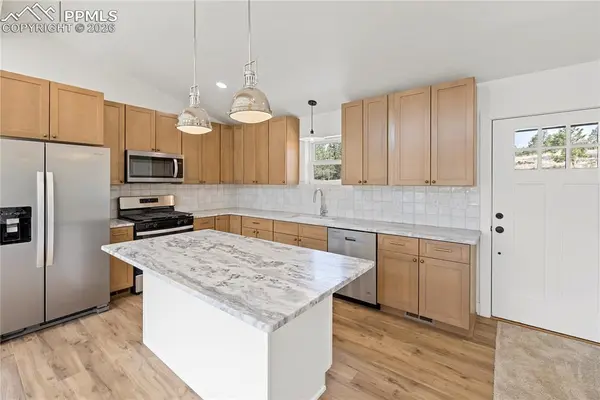 1328 N Mountain Estates RD, Florissant, CO 80816