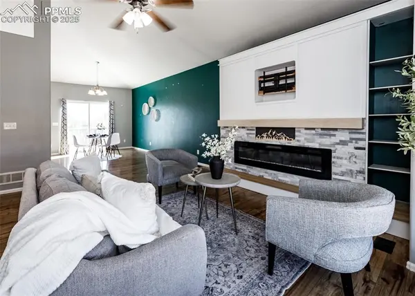 10617 Darneal DR, Fountain, CO 80817