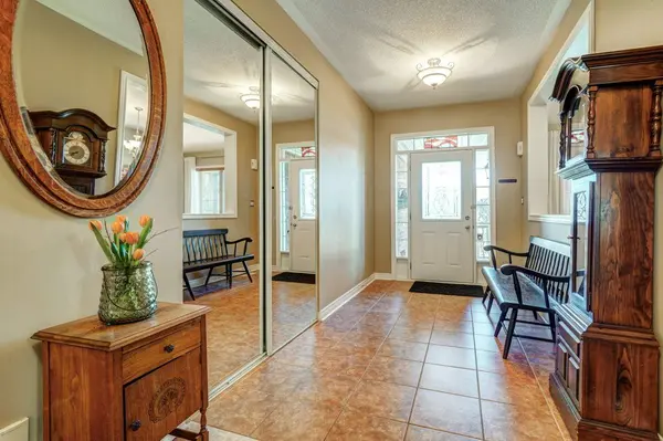 32 Oakside DR, Uxbridge, ON L9P 2A4