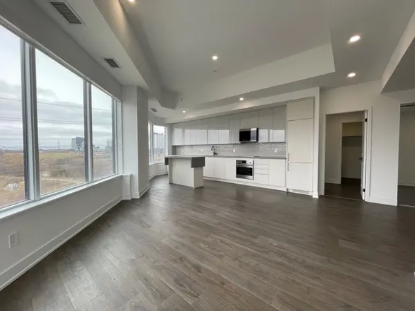 2489 Taunton RD #412, Oakville, ON L6H 0G3