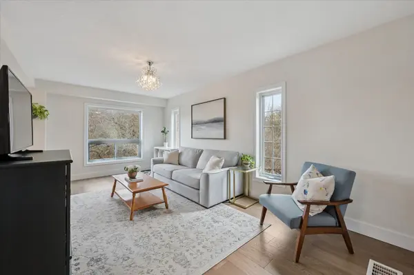 468 Doon South DR #7, Kitchener, ON N2P 0A2