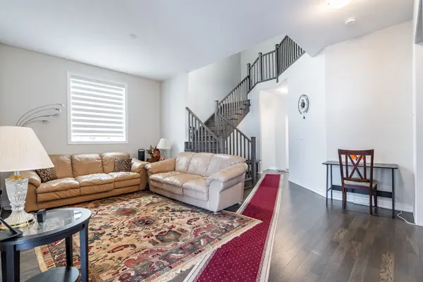 100 Starfire CRES, Hamilton, ON L8E 0K9