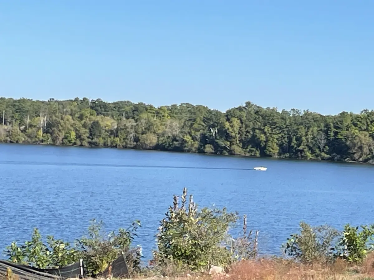 225 E Seventeenth ST, Traverse City, MI 49684