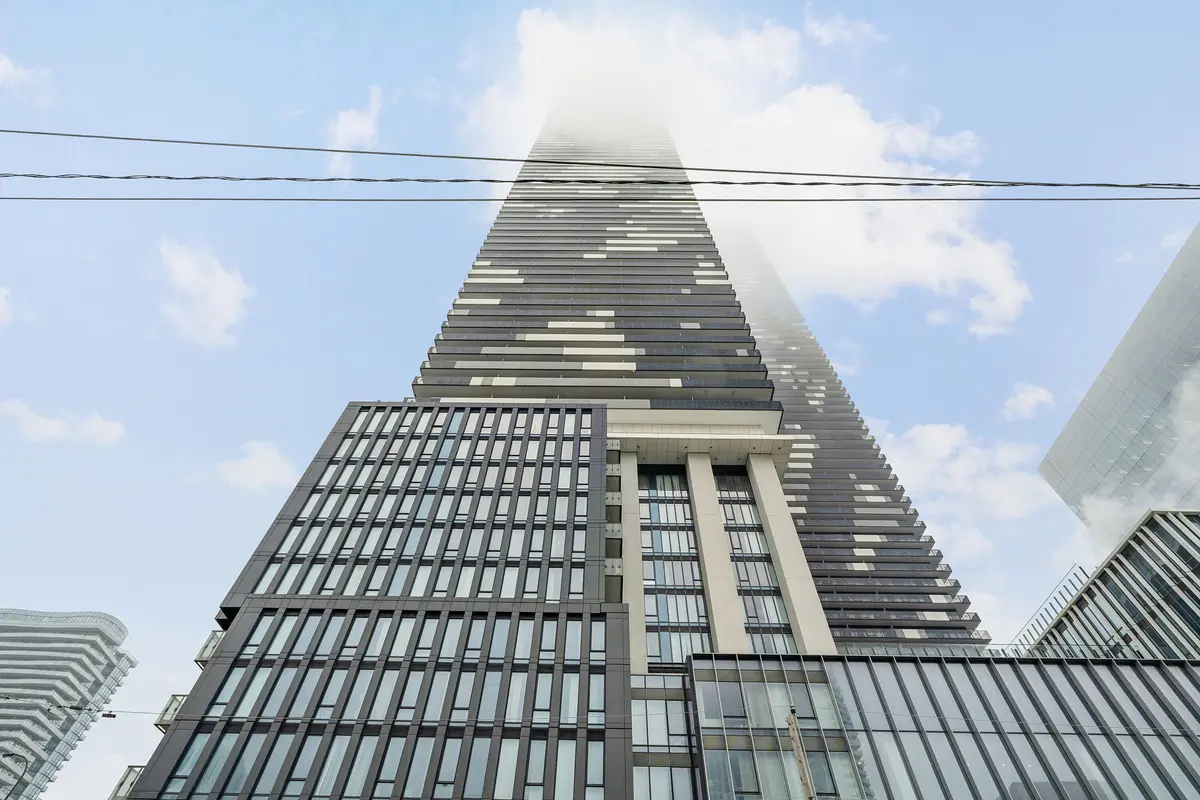 55 Cooper ST #5105, Toronto C08, ON M5E 0G1