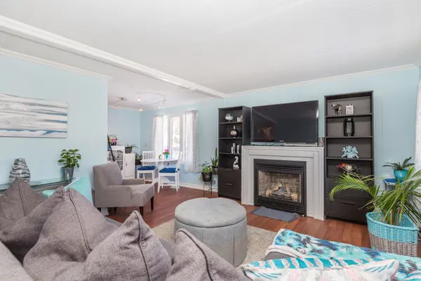 5 Broadway AVE, Innisfil, ON L9S 1M9