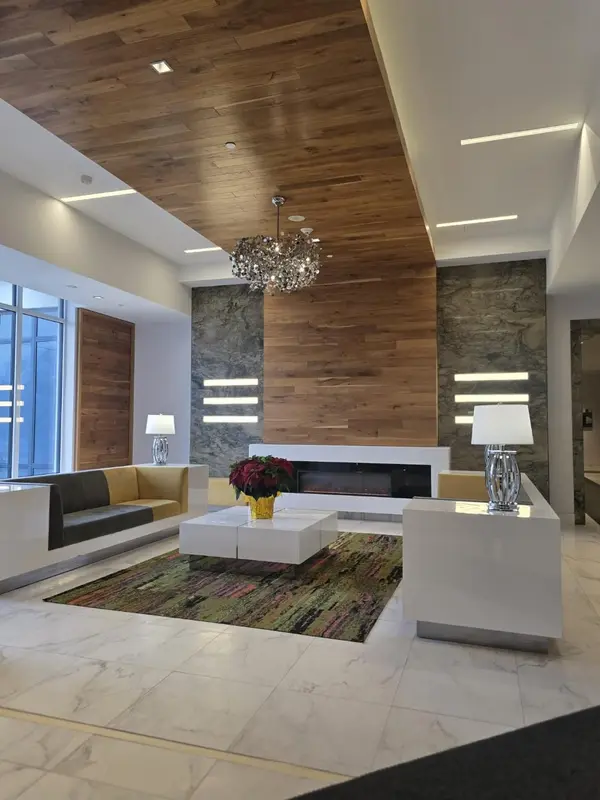 7890 bathurst ST E #1702, Vaughan, ON L4J 0J9