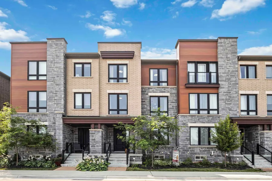 36 Dockside WAY, Whitby, ON L1N 0M6